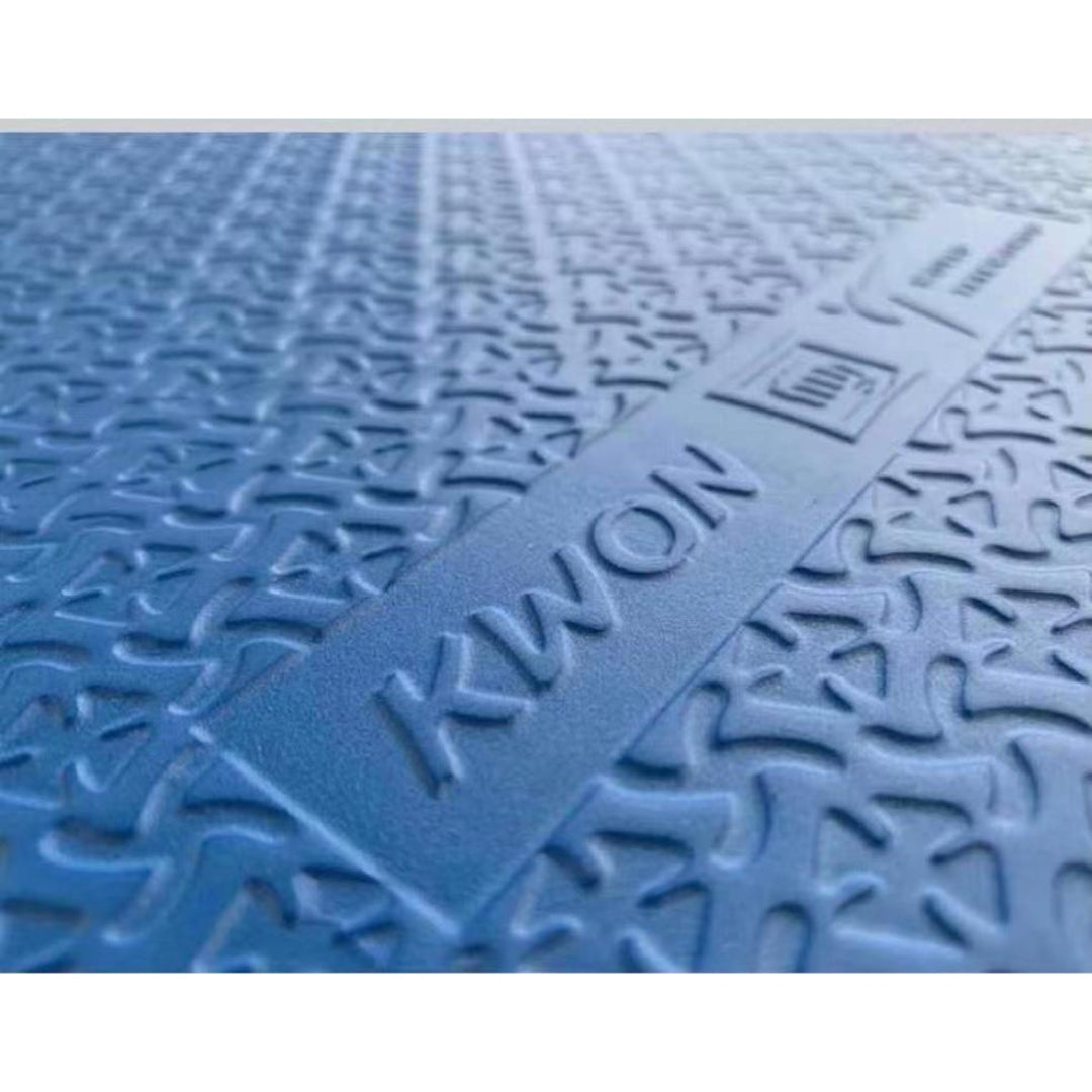 KWON WT Approved Puzzle Mats Red Blue tread pattern